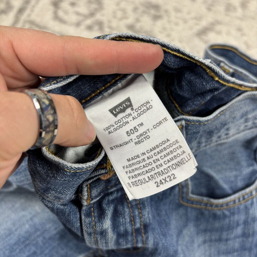 Levi's 505 Jeans Blue Relaxed Fit Medium Wash Grunge Kids Size 8 24x22 - Picture 3 of 4